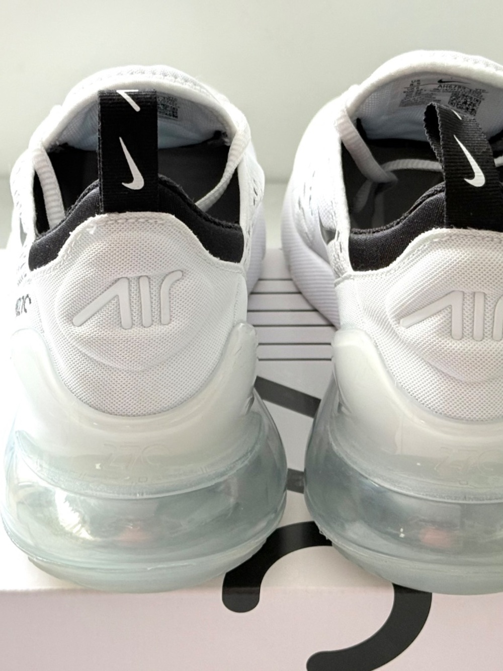 Nike Women's Air Max 270 Sneakers White/Black sz 8.5 - Picture 4 of 7